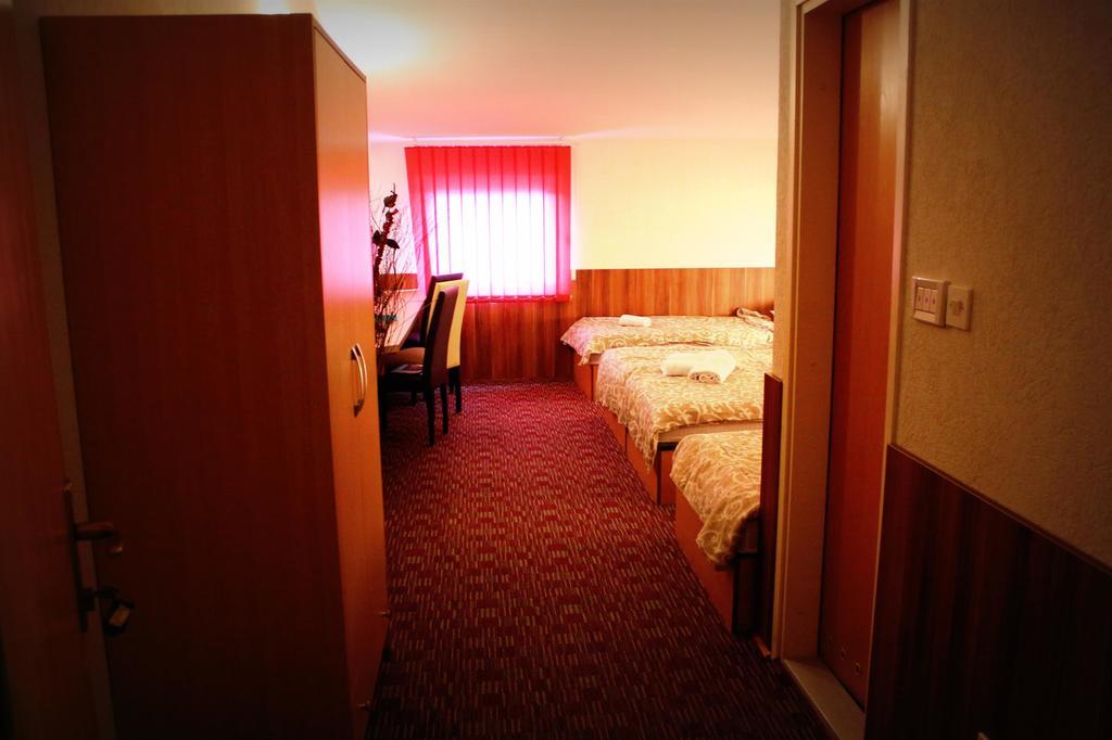 Hotel Piramida Sunca Visoko Kültér fotó