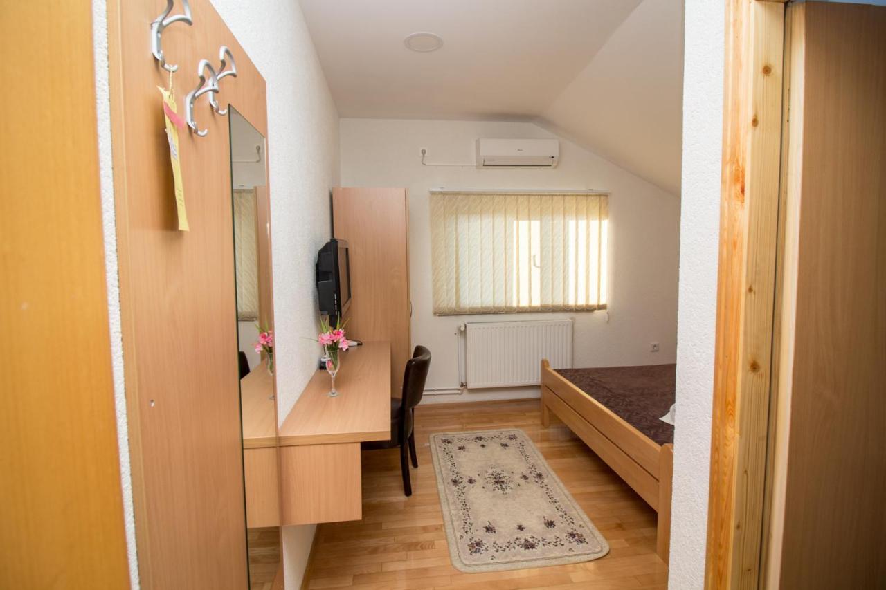 Hotel Piramida Sunca Visoko Kültér fotó